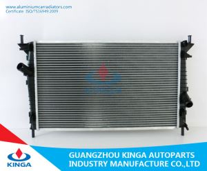 Auto osa auto radiaator Mazda 3 2006 jaoks OEM Z602-15-200c